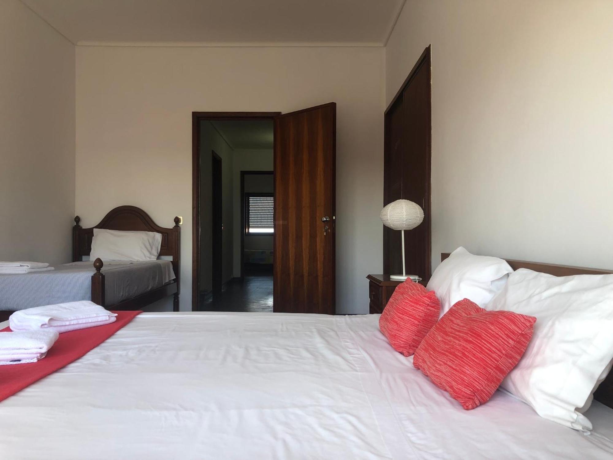 Avenida 83 Hotel Aveiro Exterior photo